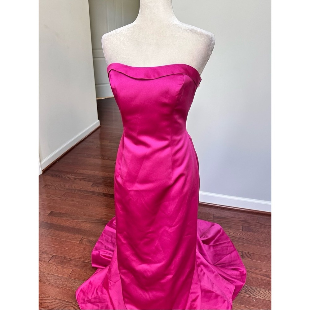 David's Bridal Fuchsia Strapless Fit & Flare Dainty Simple Gown Dress w Train - Picture 6 of 12